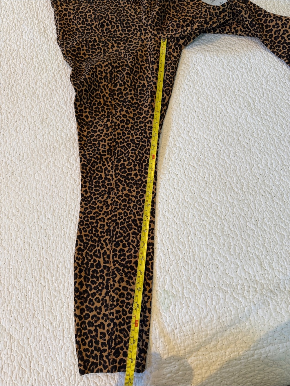 Old Navy Women’s Leopard Print Leggings - Brown & Black - Picture 6 of 7